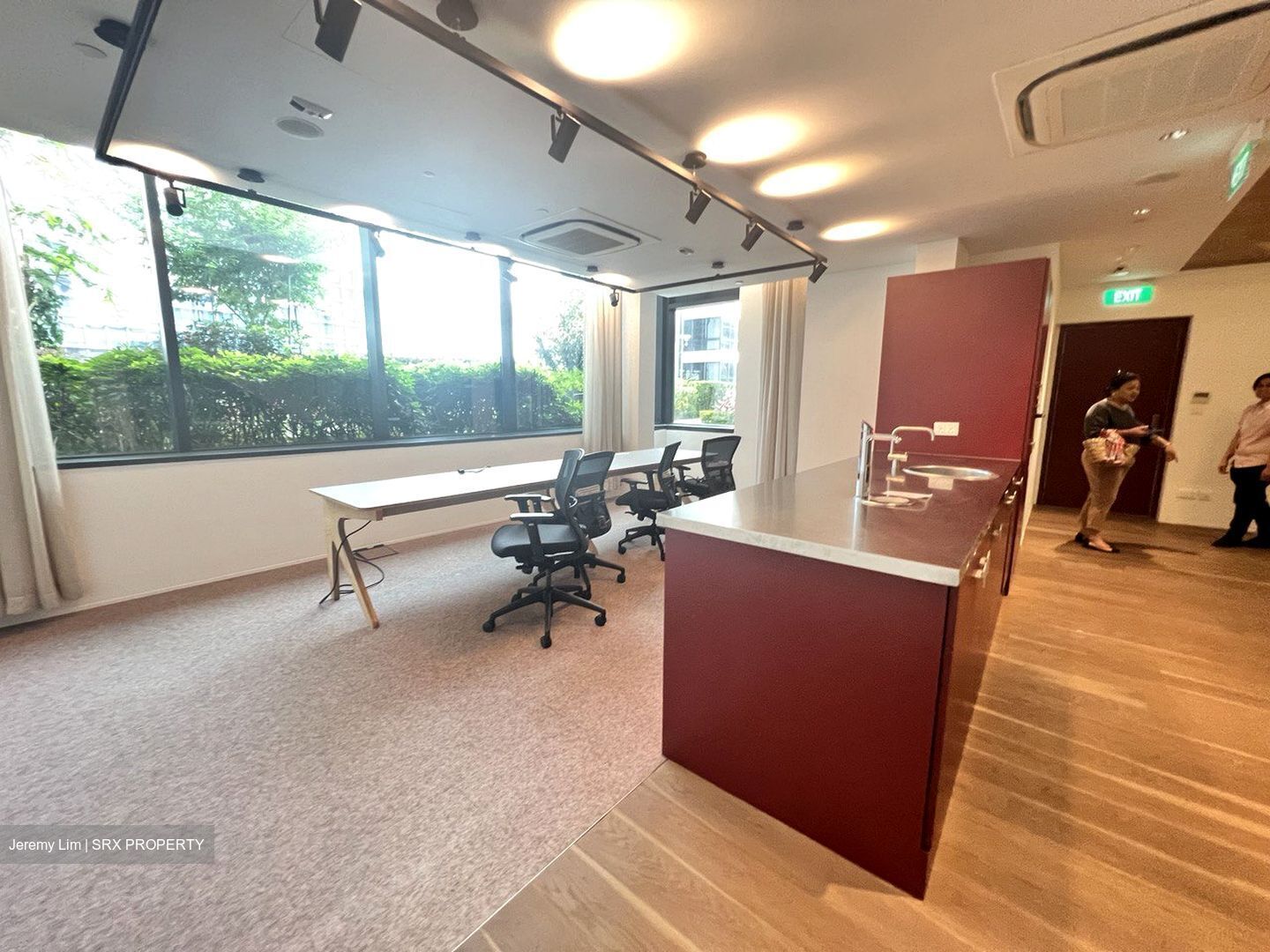 Tahir Building (D1), Office #437338831